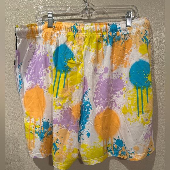NWT Disney Parks Mickey and Friends Goofy & Max Splatter Paint Short XS M XL - Picture 5 of 7